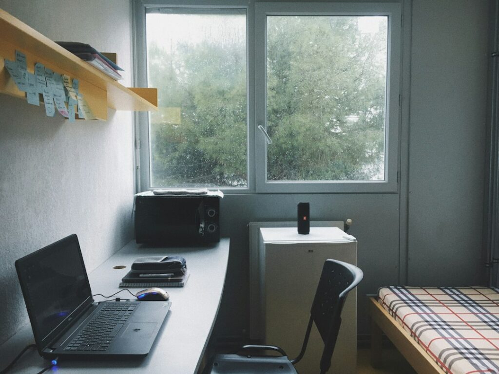 Best Air Purifiers for Dorm Rooms (2026)